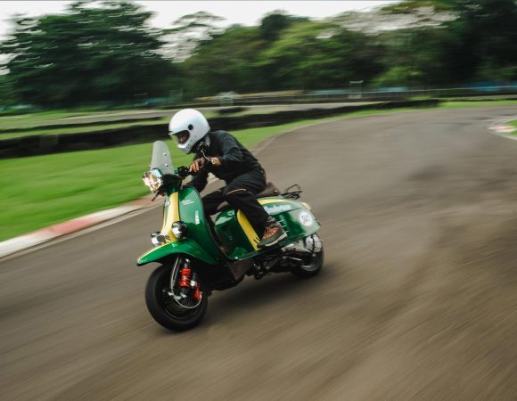 TERINSPIRASI DARI WARISAN BALAP: PELUNCURAN PERDANA DUNIA SCOMADI TURISMO TECHNICA 200W “FRANK SANDERSON” DI GIIAS 2024